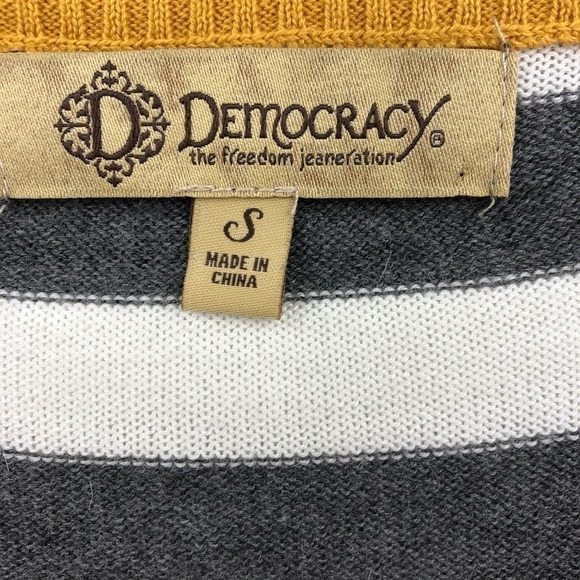 Democracy Women’s S Angora Blend Yellow Pullover Sweater Style# B6043KVSW - Picture 7 of 12